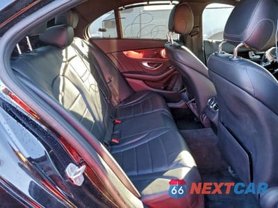 Zdjęcie 10 z 11 samochodu: 2015 MERCEDES-BENZ C 400 4MATIC VIN:55SWF6GB1FU034119 - miniatura