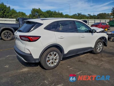 Trzecie zdjęcie samochodu z tyłu: 2025 FORD ESCAPE ACTIVE VIN:1FMCU0GN8SUA23231 - miniatura