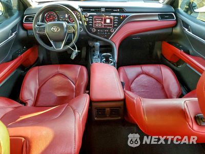 Zdjęcie 8 z 15 samochodu: 2018 TOYOTA CAMRY XSE VIN:4T1B61HK8JU141570 - miniatura
