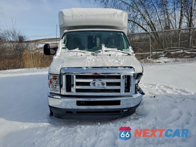 Piąte zdjęcie samochodu w środku: 2024 FORD E350 UTILITY / SERVICE TRUCK VIN:1FDWE3FN8RDD00936 - miniatura