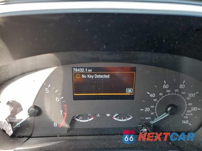 Zdjęcie 9 z 15 samochodu: 2021 FORD ESCAPE SE VIN:1FMCU9G64MUA96421 - miniatura