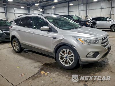 Czwarte zdjęcie samochodu z boku: 2017 FORD ESCAPE SE VIN:1FMCU9GD3HUA14652 - miniatura