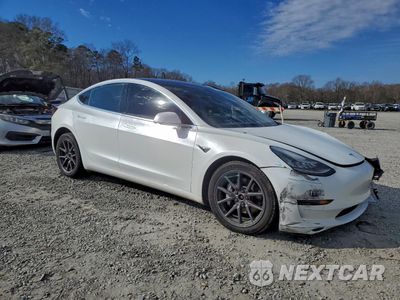 Czwarte zdjęcie samochodu z boku: 2019 TESLA MODEL 3 VIN:5YJ3E1EB4KF452617 - miniatura