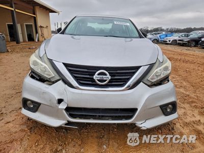 Piąte zdjęcie samochodu w środku: 2017 NISSAN ALTIMA 2.5 VIN:1N4AL3AP6HC138859 - miniatura