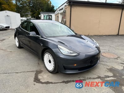 2018 TESLA MODEL 3 5YJ3E1EB1JF119421 - główne zdjęcie licytacji z USA - miniatura