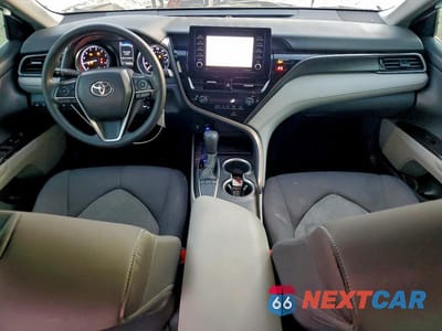 Zdjęcie 8 z 12 samochodu: 2022 TOYOTA CAMRY LE VIN:4T1C11AK2NU629240 - miniatura