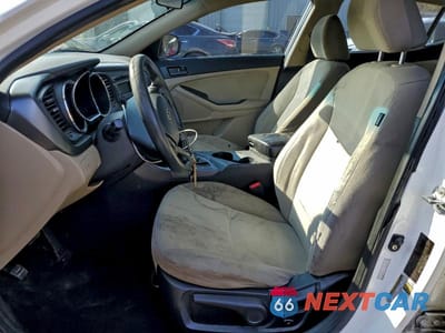 Zdjęcie 7 z 11 samochodu: 2012 KIA OPTIMA LX VIN:KNAGM4A76C5286933 - miniatura