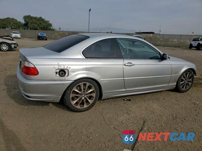 Trzecie zdjęcie samochodu z tyłu: 2002 BMW 330 CI VIN:WBABN534X2JU25970 - miniatura