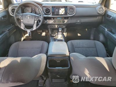 Zdjęcie 8 z 12 samochodu: 2016 TOYOTA TACOMA DOUBLE CAB VIN:3TMAZ5CN0GM015569 - miniatura