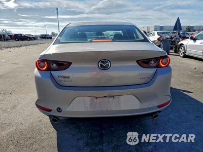 Zdjęcie 6 z 12 samochodu: 2023 MAZDA 3 PREFERRED VIN:3MZBPACM9PM376760 - miniatura