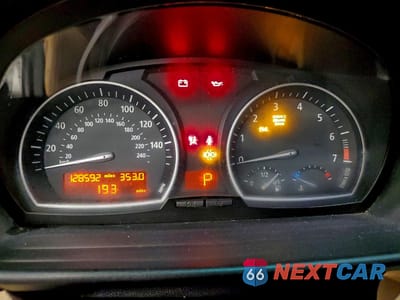 Zdjęcie 9 z 13 samochodu: 2006 BMW X3 3.0I VIN:WBXPA93486WG89120 - miniatura