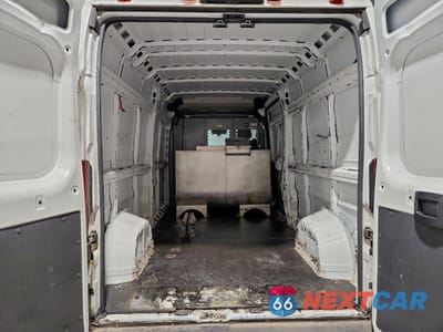 Zdjęcie 10 z 14 samochodu: 2023 RAM PROMASTER 2500 DELIVERY VAN VIN:3C6LRVDG7PE500902 - miniatura