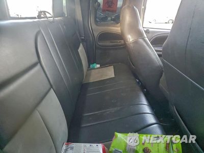 Zdjęcie 10 z 12 samochodu: 2002 DODGE RAM 2500 VIN:3B7KF23632M234779 - miniatura