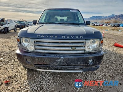 Piąte zdjęcie samochodu w środku: 2004 LAND ROVER RANGE ROVER HSE VIN:SALME11424A152137 - miniatura