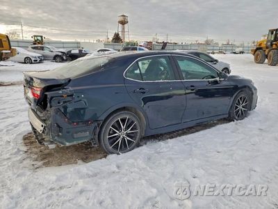 Trzecie zdjęcie samochodu z tyłu: 2021 TOYOTA CAMRY SE VIN:4T1G11AK4MU491541 - miniatura
