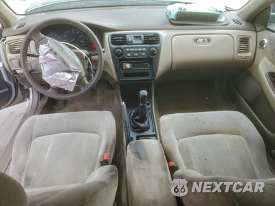 Zdjęcie 8 z 14 samochodu: 1999 HONDA ACCORD LX VIN:1HGCG5543XA140440 - miniatura