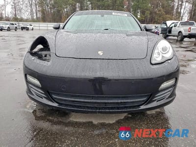 Piąte zdjęcie samochodu w środku: 2013 PORSCHE PANAMERA 2 VIN:WP0AA2A76DL012120 - miniatura
