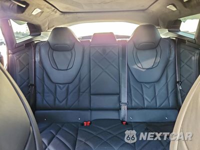 Zdjęcie 10 z 15 samochodu: 2023 BMW XM VIN:5YM23CS09P9S20894 - miniatura