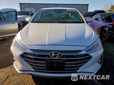 Piąte zdjęcie samochodu w środku: 2019 HYUNDAI ELANTRA SEL VIN:5NPD84LF3KH494698 - miniatura