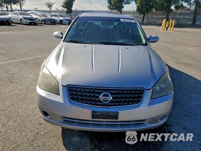 Piąte zdjęcie samochodu w środku: 2005 NISSAN ALTIMA S VIN:1N4AL11D45C202547 - miniatura