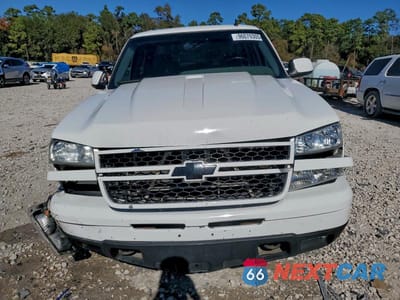 Piąte zdjęcie samochodu w środku: 2006 CHEVROLET SILVERADO K1500 VIN:2GCEK13Z561351998 - miniatura