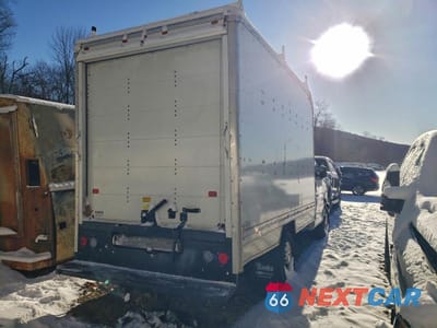 Trzecie zdjęcie samochodu z tyłu: 2023 CHEVROLET EXPRESS G3500 * BOX TRUCK * VIN:1GB0GRFP7P1197603 - miniatura