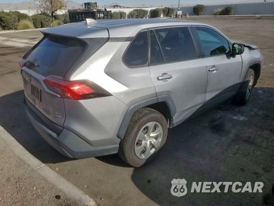 Trzecie zdjęcie samochodu z tyłu: 2022 TOYOTA RAV4 LE VIN:2T3F1RFV2NC282418 - miniatura