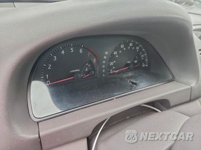 Zdjęcie 9 z 14 samochodu: 2003 TOYOTA CAMRY LE VIN:4T1BE32K33U750446 - miniatura