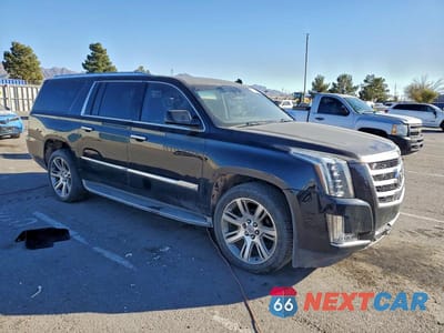 Czwarte zdjęcie samochodu z boku: 2015 CADILLAC ESCALADE ESV LUXURY VIN:1GYS4HKJ8FR183180 - miniatura