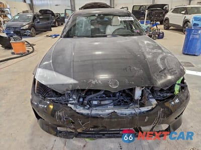 Piąte zdjęcie samochodu w środku: 2021 BMW 330XI VIN:3MW5R7J00M8C16510 - miniatura