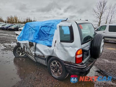 Drugie zdjęcie samochodu z przodu: 2000 CHEVROLET TRACKER VIN:2CNBJ13C6Y6910753 - miniatura