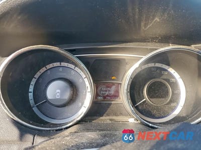 Zdjęcie 9 z 12 samochodu: 2011 HYUNDAI SONATA SE VIN:5NPEC4AC3BH001761 - miniatura