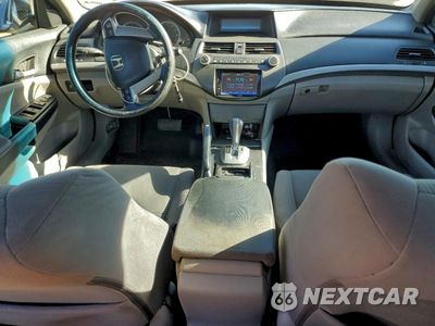 Zdjęcie 8 z 13 samochodu: 2011 HONDA ACCORD LX VIN:1HGCP2F33BA053540 - miniatura