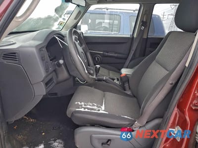 Zdjęcie 7 z 13 samochodu: 2009 JEEP COMMANDER SPORT VIN:1J8HG48K49C500193 - miniatura