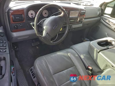 Zdjęcie 8 z 13 samochodu: 2006 FORD F350 SUPER DUTY VIN:1FTWW33P46EC70752 - miniatura