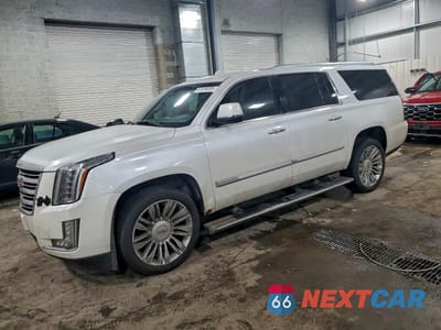 2016 CADILLAC ESCALADE ESV PLATINUM 1GYS4KKJ0GR373747 - główne zdjęcie licytacji z USA - miniatura