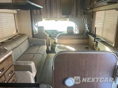 Zdjęcie 6 z 11 samochodu: 2019 FORD ECONOLINE E450 SUPER DUTY CUTAWAY VAN VIN:1FDXE4FS4KDC21107 - miniatura