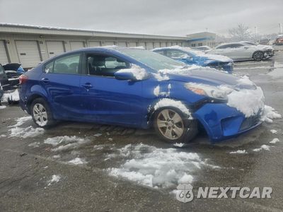 Czwarte zdjęcie samochodu z boku: 2018 KIA FORTE LX VIN:3KPFK4A77JE169786 - miniatura