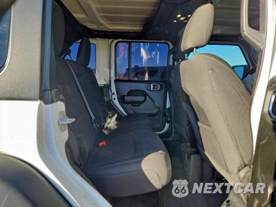Zdjęcie 11 z 16 samochodu: 2022 JEEP WRANGLER UNLIMITED SPORT VIN:1C4HJXDG8NW252647 - miniatura