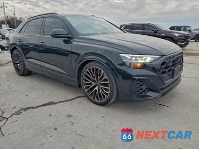 Czwarte zdjęcie samochodu z boku: 2025 AUDI SQ8 PREMIUM PLUS VIN:WA1AWBF15SD022502 - miniatura