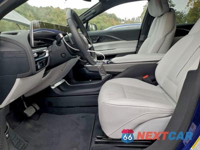 Zdjęcie 7 z 13 samochodu: 2024 CADILLAC LYRIQ LUXURY VIN:1GYKPPRL0RZ139476 - miniatura