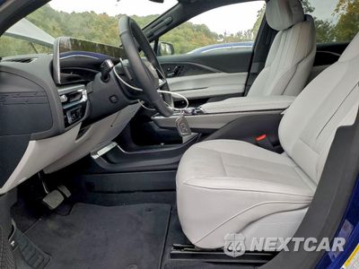 Zdjęcie 7 z 13 samochodu: 2024 CADILLAC LYRIQ LUXURY VIN:1GYKPPRL0RZ139476 - miniatura