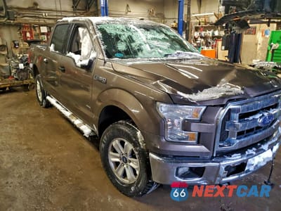 Czwarte zdjęcie samochodu z boku: 2016 FORD F150 SUPERCREW VIN:1FTEW1EP6GFB05813 - miniatura