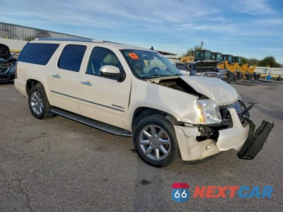 Czwarte zdjęcie samochodu z boku: 2013 GMC YUKON XL DENALI VIN:1GKS2MEF9DR336498 - miniatura