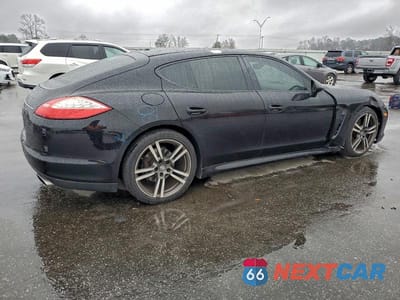 Trzecie zdjęcie samochodu z tyłu: 2013 PORSCHE PANAMERA 2 VIN:WP0AA2A76DL012120 - miniatura