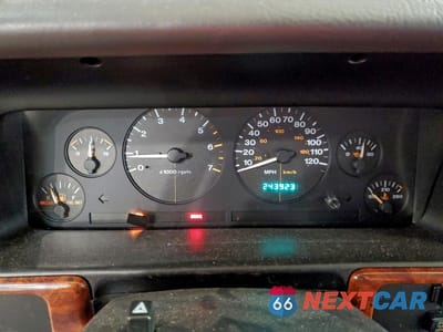 Zdjęcie 9 z 14 samochodu: 1996 JEEP GRAND CHEROKEE LAREDO VIN:1J4GZ58S7TC321098 - miniatura