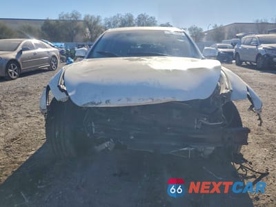 Piąte zdjęcie samochodu w środku: 2015 INFINITI Q70L 3.7 VIN:JN1BY1PP8FM601378 - miniatura