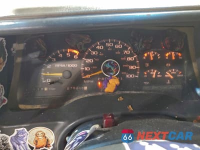 Zdjęcie 9 z 14 samochodu: 1996 GMC SIERRA K2500 VIN:1GTGK29R8TE549703 - miniatura