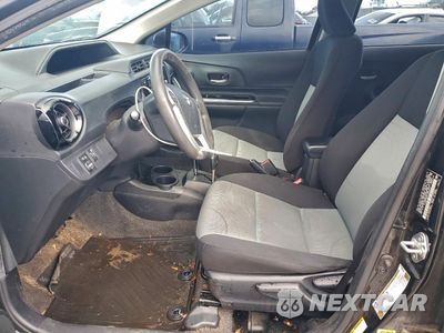 Zdjęcie 7 z 12 samochodu: 2015 TOYOTA PRIUS C VIN:JTDKDTB34F1582919 - miniatura