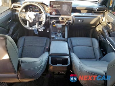 Zdjęcie 8 z 11 samochodu: 2024 TOYOTA TACOMA TRD SPORT VIN:3TMLB5JN4RM079424 - miniatura